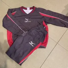 Mizunoミズノ140 ネイビー/レッドの長袖・長ズボンのウォームアップウェア