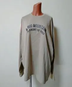 ロゴ　プリント　ロンＴ　カットソー　プルオーバー　ベージュ