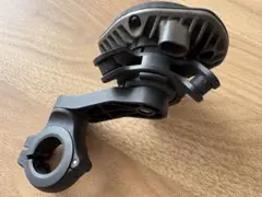 quad lockクアッドロック防水防塵 ワイヤレス充電　衝撃吸収ダンパー付き