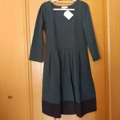 未使用タグ付き 配色切替ワンピース カットソーワンピース 緑 黒 ロペピクニック