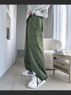 クラシカルエルフ　ミリタリーピグメントカーゴパンツ　カーキ　Sサイズ