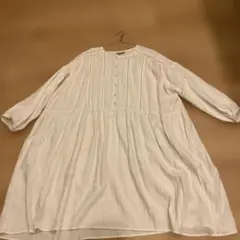 美品　可愛いチュニック　オフ
