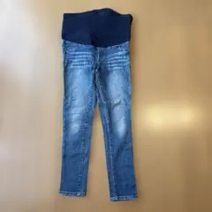 Item thumbnail for item d0a1573a-55cf-4f95-8030-e9fe6c9e9142