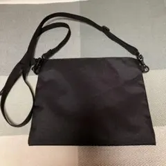 無印良品　ポーチとしても使える撥水サコッシュ　黒