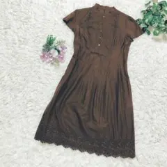【美品】ピノーレ カットワークレース ワンピース 半袖 ブラウン 茶色 11 Lのサムネイル