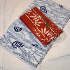 【美品】浴衣セット 2点 白地 紺 観世水 源氏車 赤帯 ジュニア 小柄向け