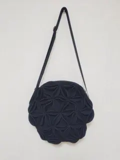 Item thumbnail for item 7c859e4d-4018-4913-8241-36280ed68753