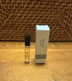 Miller Harris スタッカート 2ml サンプルのサムネイル