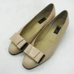 Item thumbnail for item c330e164-b843-4dd2-b3bf-9e5fbcf5aca2