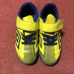 アンブロ トレーニングシューズ