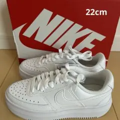 nike 厚底スニーカー22cm