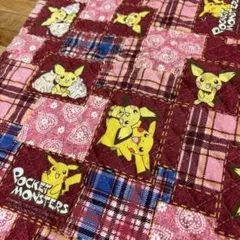 ポケモン　キルティング　生地　ハギレ