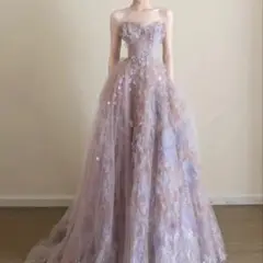 お花に蝶のデザインがゴージャスなベア イブニングドレス