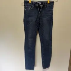 【土日緊急値下げ】 AZUL BY MOUSSY スキニーデニム XSサイズのサムネイル