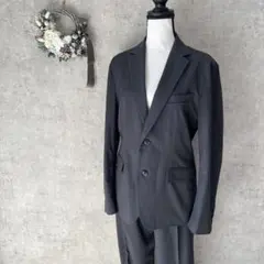 【アーヴェヴェオム】グレー スーツ 2つボタン　ビジネス　仕事　就活　M〜L