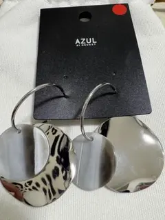 Item thumbnail for item 4f06fff0-93b0-40c9-beb1-fd2f36763ead