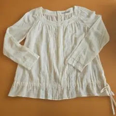 HUMAN WOMAN レースブラウス 刺繍 リボン オフホワイト Mサイズのサムネイル