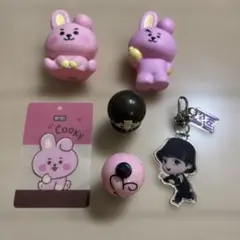 BT21BTS Cookyマスコットフィギュアチャームマグネットグッズ8点セット