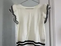 ホワイトニット Mサイズ フリル袖