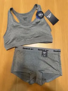 【下着2点セット⭐︎Reebok⭐︎Ｍ⭐︎スポーツブラ⭐︎】グレー