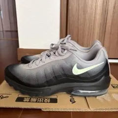 ナイキ Nike ナイキ エア マックス インビガー 26センチ