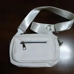 ホワイト ショルダーバッグ 合成皮革