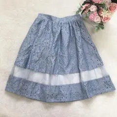 フェルゥ ひざ丈フレアスカート ボトム 刺繍 カジュアル おすすめ シンプル 青のサムネイル