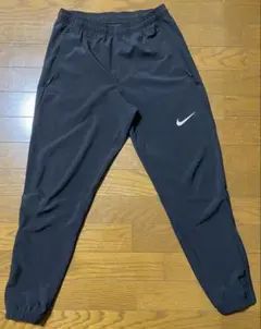 Nike 黒 ランニングパンツ ロング　後ろポケット付き　サイズS