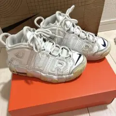 NIKE キッズスニーカー モアアップテンポ