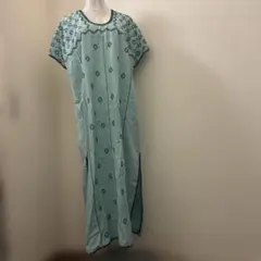 ZARA/刺繍入り水色半袖ロングワンピース