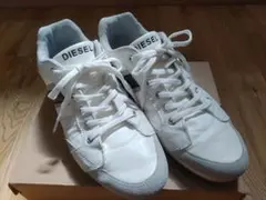 DIESEL スニーカー ホワイトのサムネイル