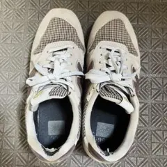 New Balance ニューバランス 966スニーカー 23㎝　千鳥格子のサムネイル