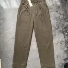 UNIQLO タックテーパードパンツ S ダークブラウン