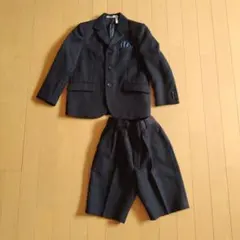 120cm フォーマルスーツ ブラック 男の子　OLIVER HOUSE