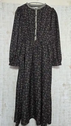 Ray Cassin 花柄長袖ワンピース