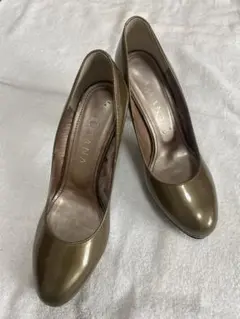 【DIANA】ダイアナ エナメル ヒールパンプス 23.5cmのサムネイル
