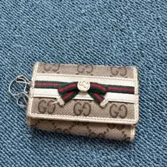Gucci GGキャンバスキーケース