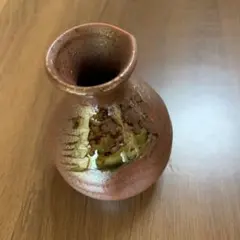 陶芸の小さな花器のサムネイル