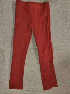 パンツ　赤　140　長ズボン