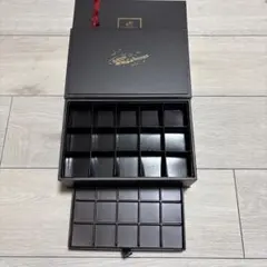 GODIVA CACAO JOURNEY チョコレートボックス 空箱のサムネイル