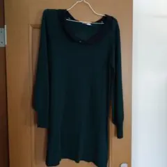 ダークグリーン 長袖ニット 襟付き
