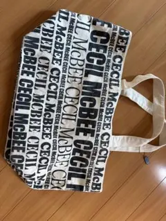 CECIL Mc BEE トートバッグのサムネイル