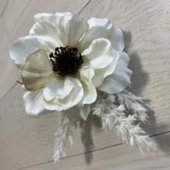 Item thumbnail for item 3d9ff375-0cfd-48d1-8333-e9a0e8b2b310