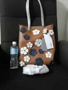 花モチーフ ブラウン 牛革 トートバッグ