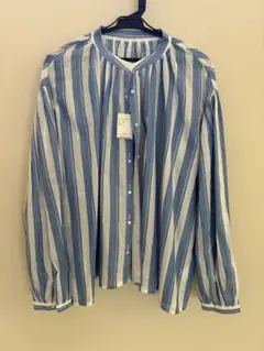 【新品】青と白のストライプ長袖シャツ