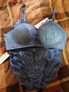 Chut！INTIMATES C75 ノンワイヤー 刺繍レース ブラ 新品未使用 - メルカリ