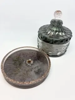 レジン製トレイと蓋付き容器セット