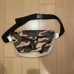 カモフラージュ ボディバッグ キャンバス スリングバッグ