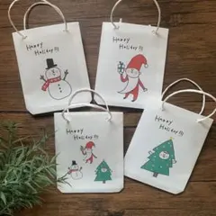 クリスマスミニ紙袋⭐︎４枚セット