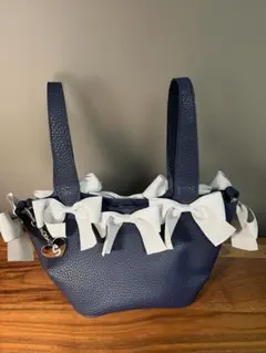 Item thumbnail for item 20d3735c-46a6-446a-b51b-34a3bf828171